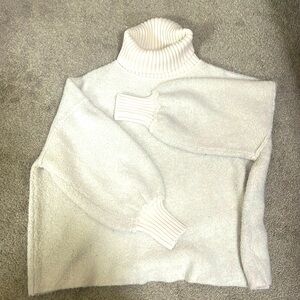 Women’s Free People turtle neck sweater